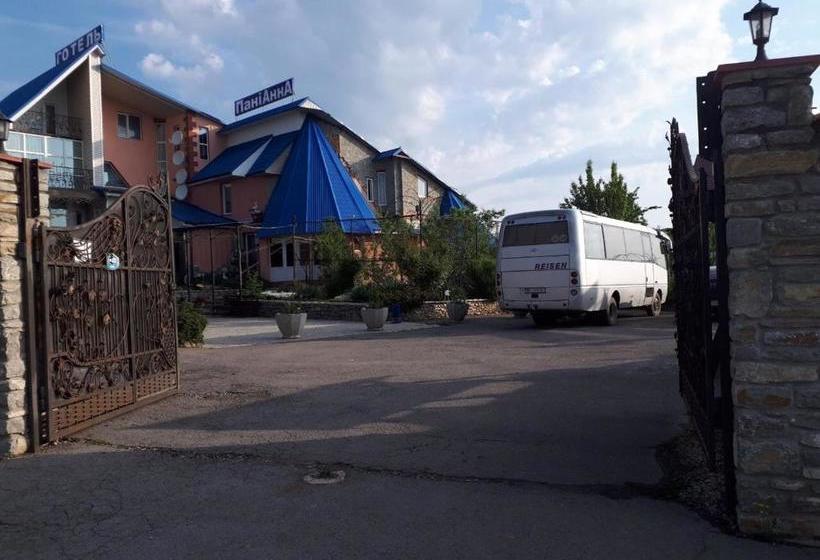 בית מלון כפרי пані анна