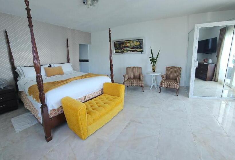 هتل Casaenjoysamana