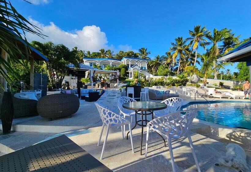 هتل Casaenjoysamana