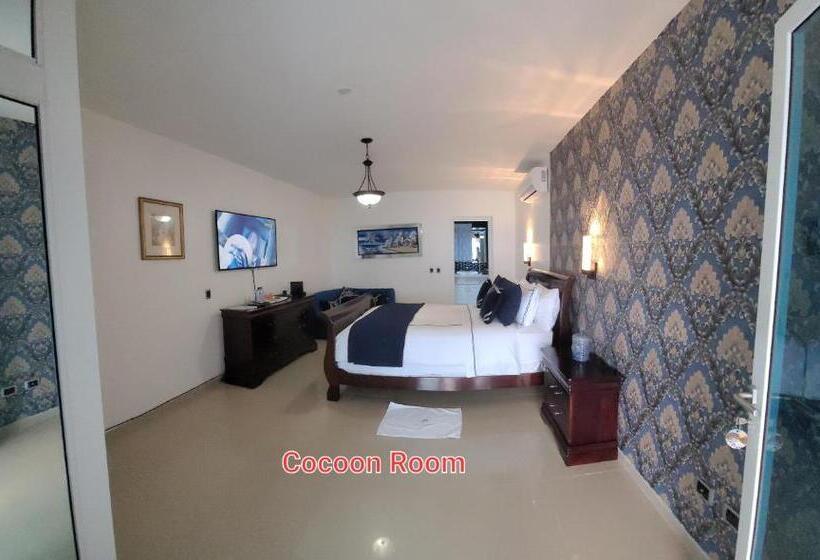 هتل Casaenjoysamana