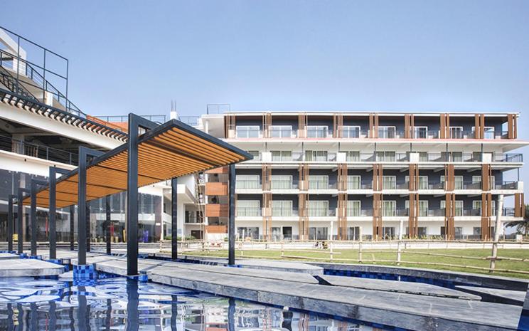 בית מלון כפרי Sonar Bangla Taki