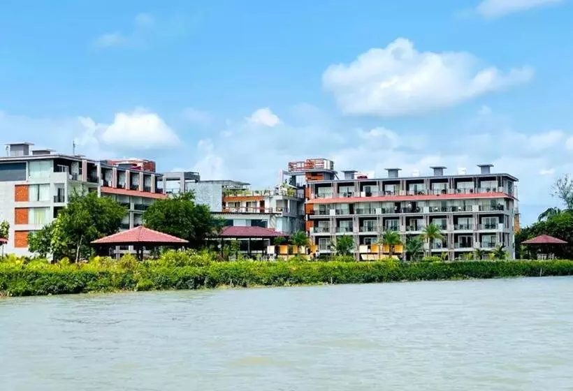 ホテル Sonar Bangla Taki