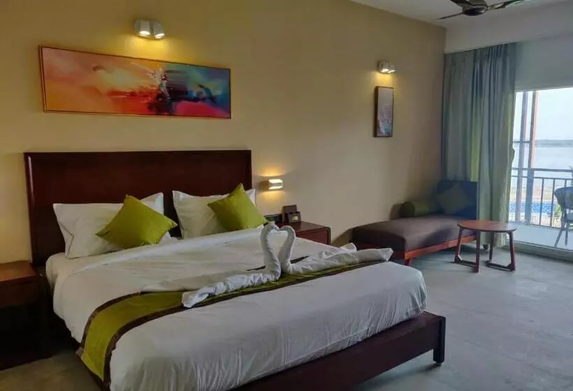 ホテル Sonar Bangla Taki