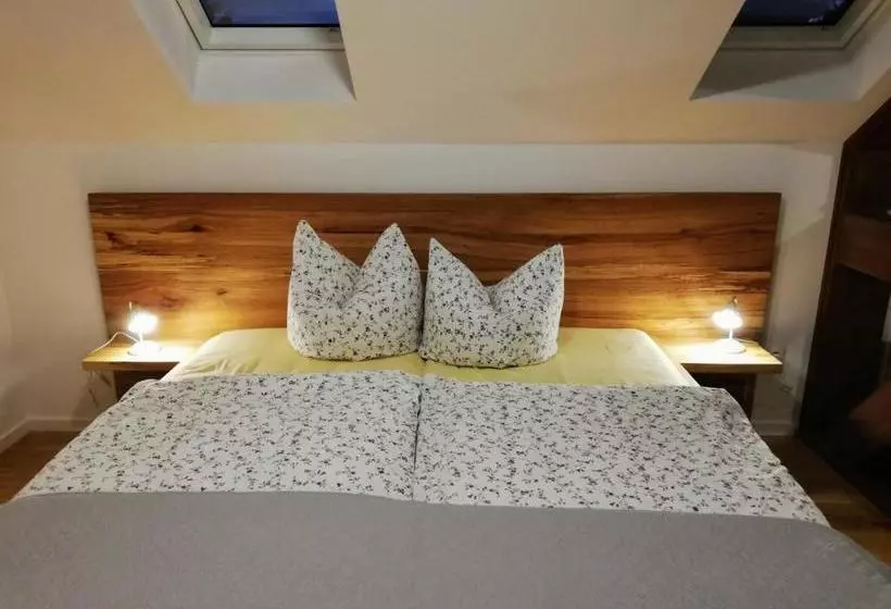 Retkeilymaja Landgasthof Zur Linde