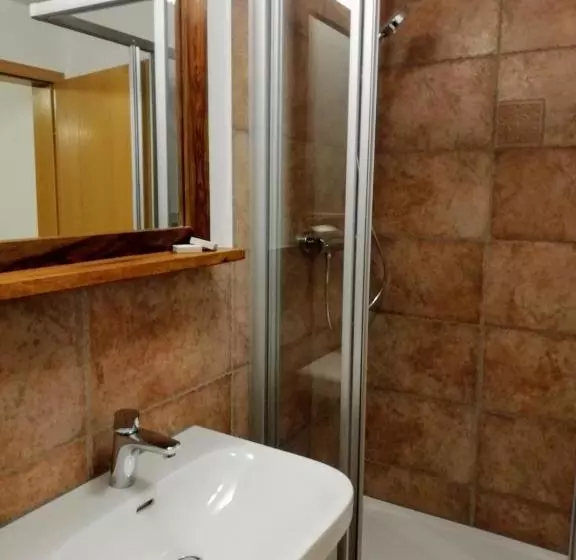 Retkeilymaja Landgasthof Zur Linde