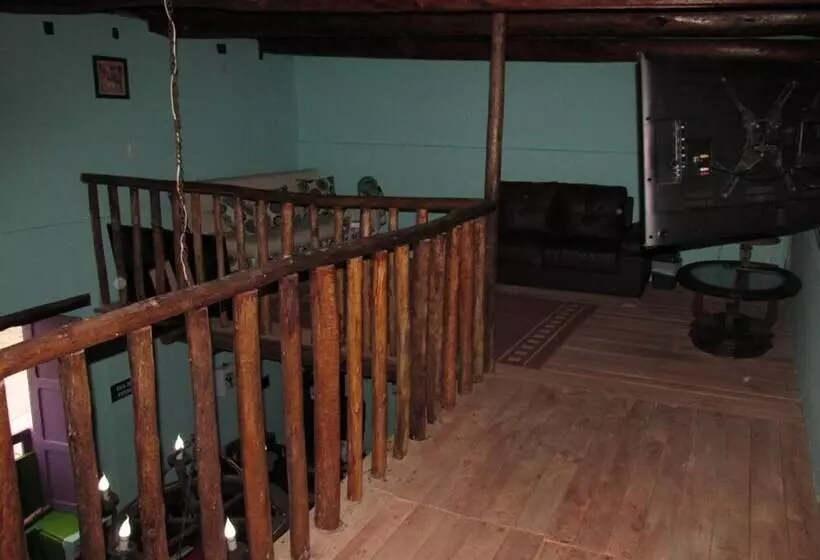 ユースホステル Posada 4 Esquinas