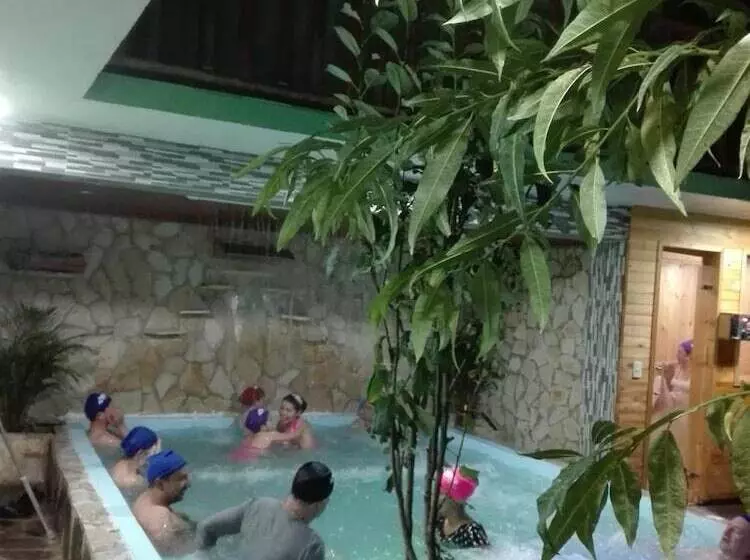 ユースホステル Posada 4 Esquinas