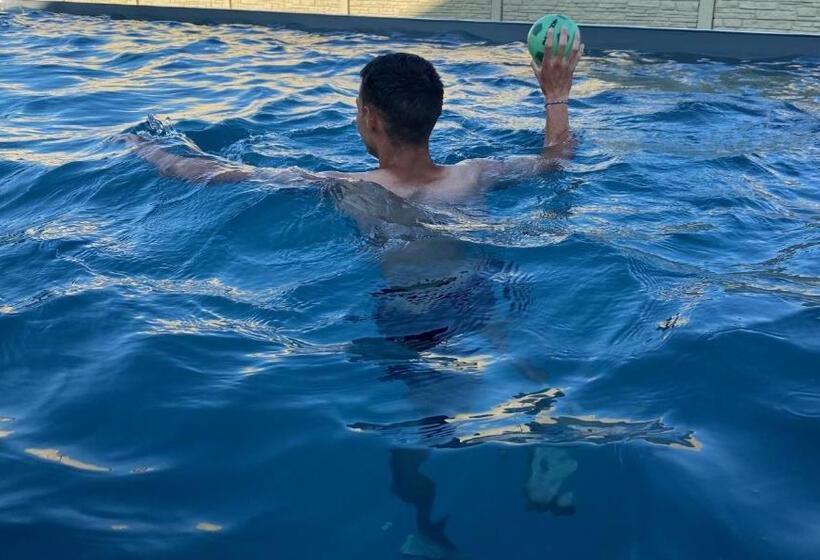 민박 Auberge Du Pied Des Monts