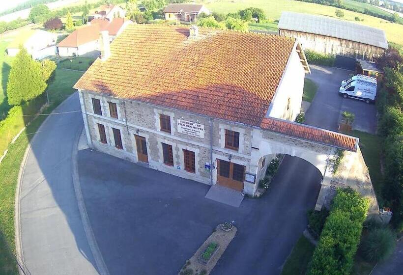 민박 Auberge Du Pied Des Monts