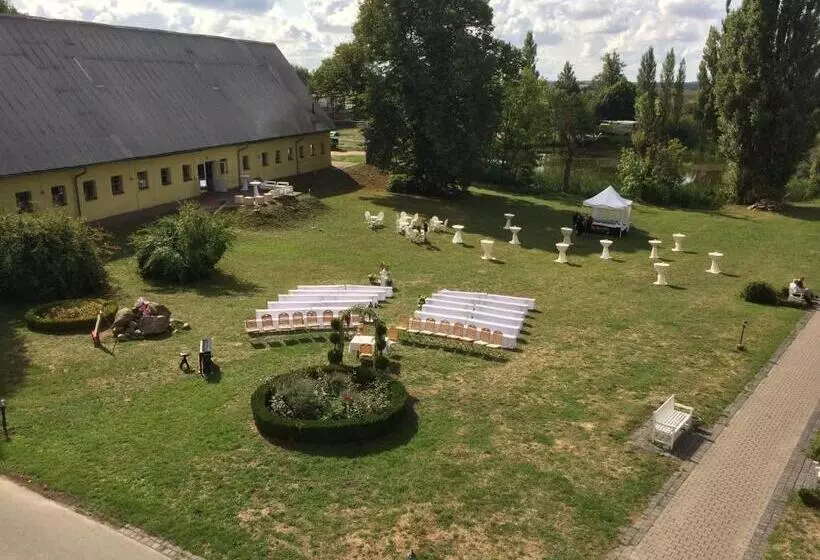 Aamiaismajoitus (B&B) Gästehaus Landgut Lischow