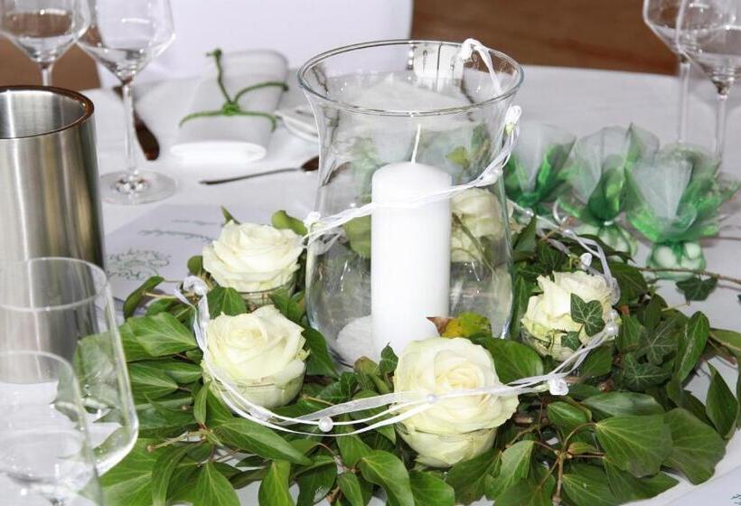 مبيت وإفطار Gästehaus Landgut Lischow