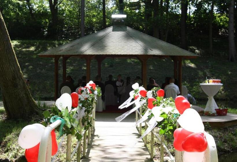 مبيت وإفطار Gästehaus Landgut Lischow