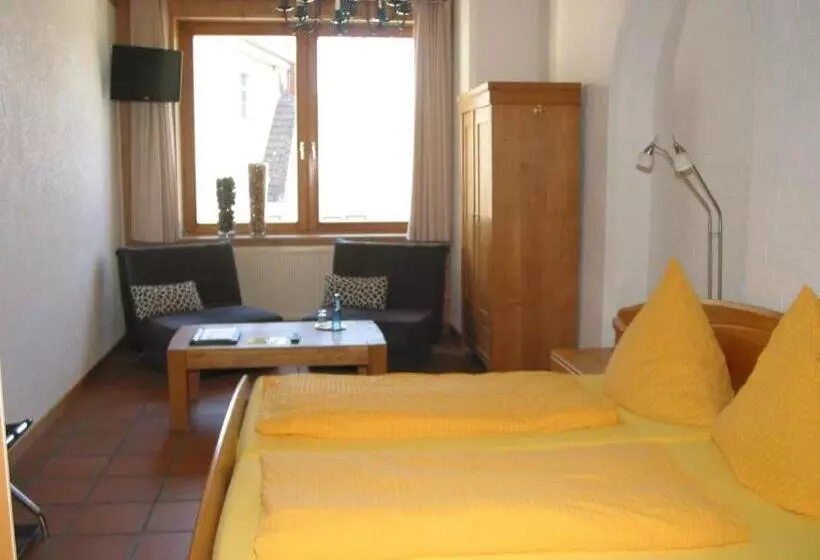 Aamiaismajoitus (B&B) Gästehaus Theresia Garni