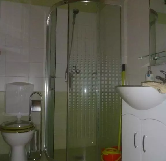 Bed and Breakfast Király Lovastanya Panzió