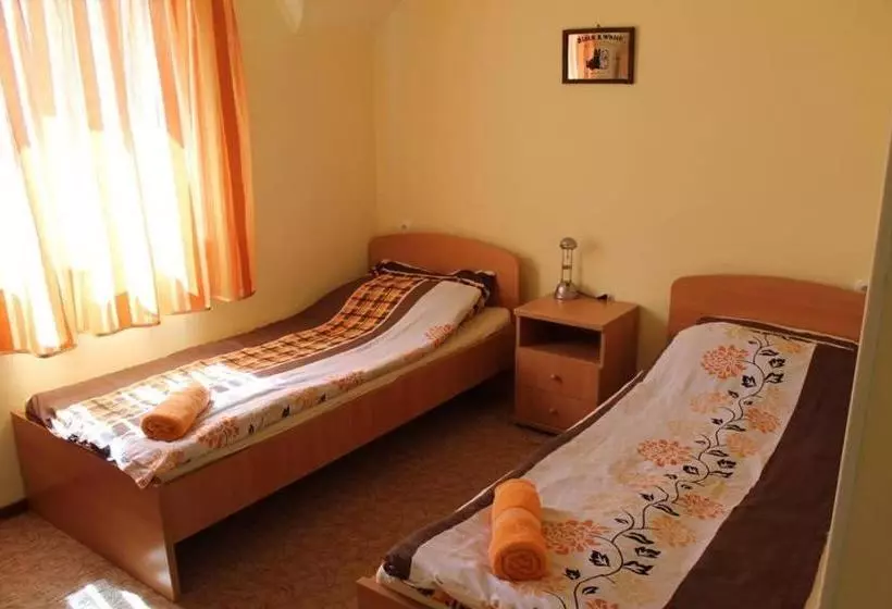 Bed and Breakfast Király Lovastanya Panzió