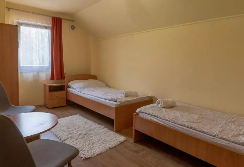 Bed and Breakfast Király Lovastanya Panzió