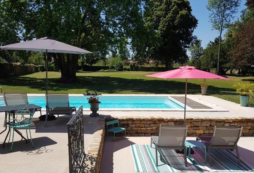 ベッドアンドブレックファースト Le 49 Côté Parc & Spa