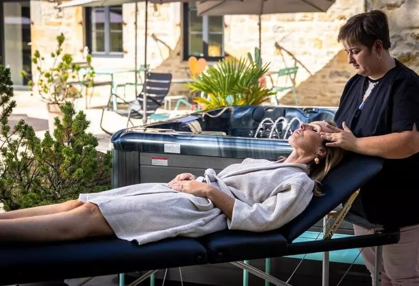 ベッドアンドブレックファースト Le 49 Côté Parc & Spa