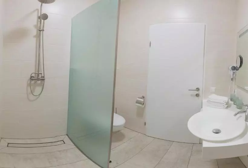 ベッドアンドブレックファースト Rimo