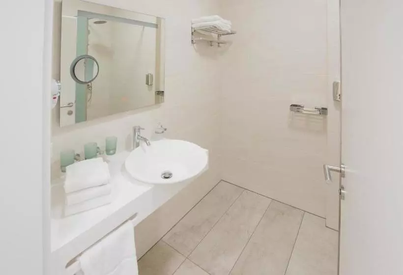 ベッドアンドブレックファースト Rimo