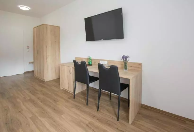 ベッドアンドブレックファースト Rimo