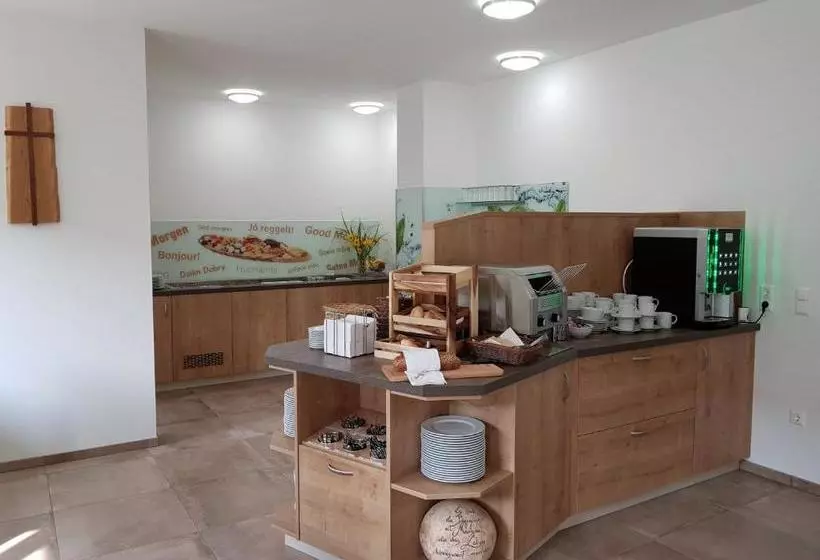 ベッドアンドブレックファースト Rimo