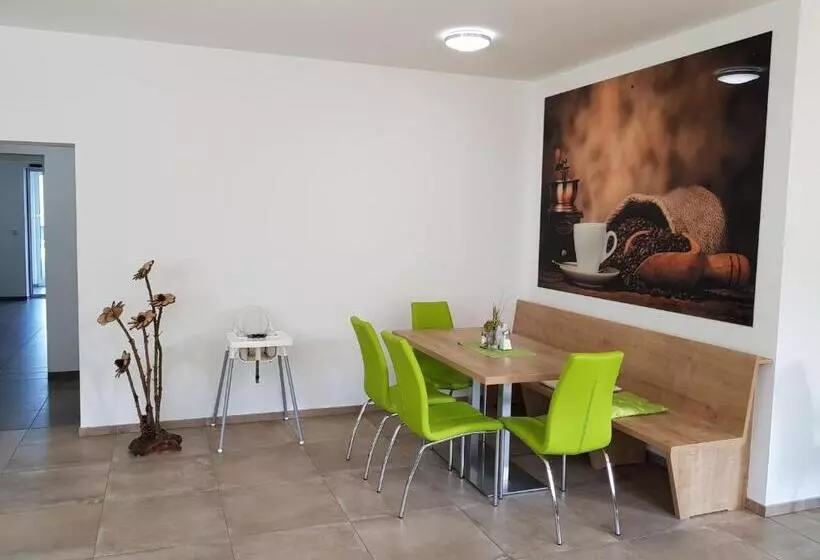 ベッドアンドブレックファースト Rimo