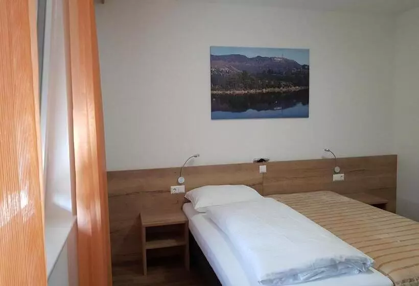 ベッドアンドブレックファースト Rimo