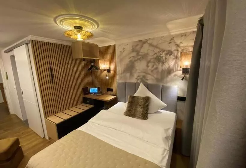 Boutique   Hotel Zum Schloss