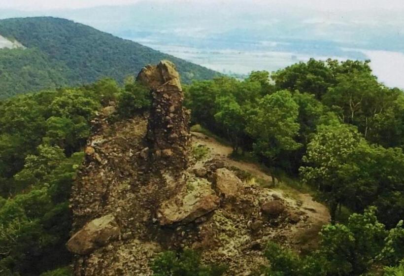 פנסיון Báró Eötvös Loránd Menedékház