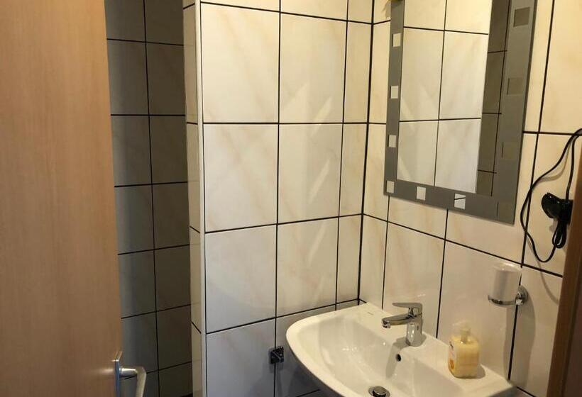 بنسيون Landhotel & Restaurant Fahrenkamp