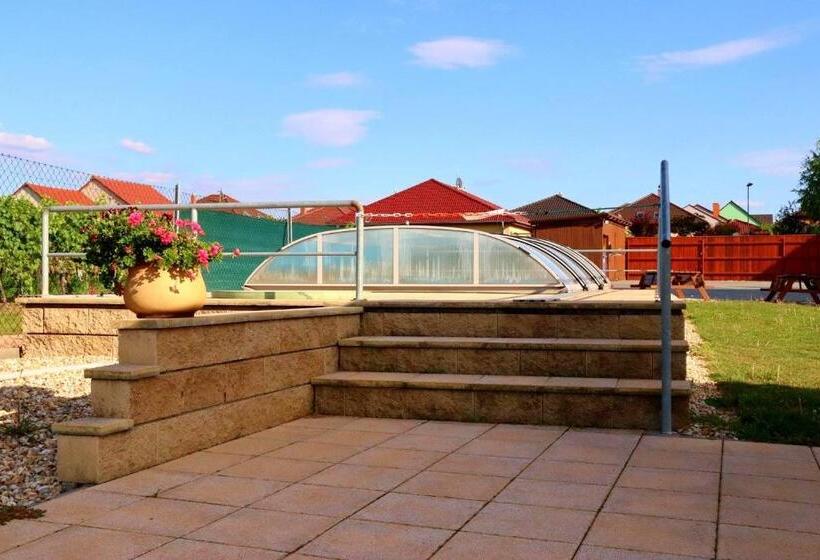 펜션 Penzion Kosík Tvrdonice