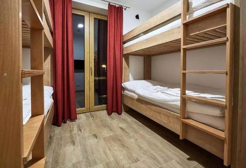 Majatalo Penzion U Zámku