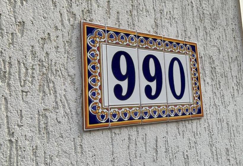 펜션 Riviera 990   Resort & Restaurant