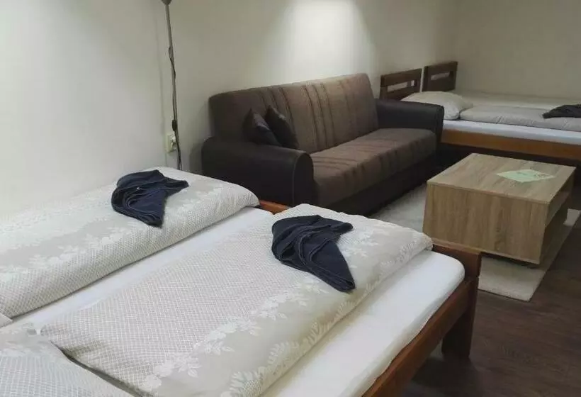 Majatalo Ubytování V Soukromí Opolany U Poděbrad