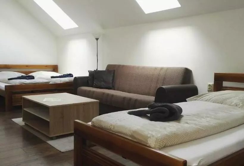 Majatalo Ubytování V Soukromí Opolany U Poděbrad