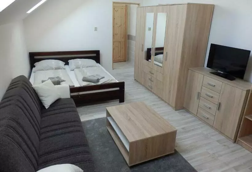 Majatalo Ubytování V Soukromí Opolany U Poděbrad