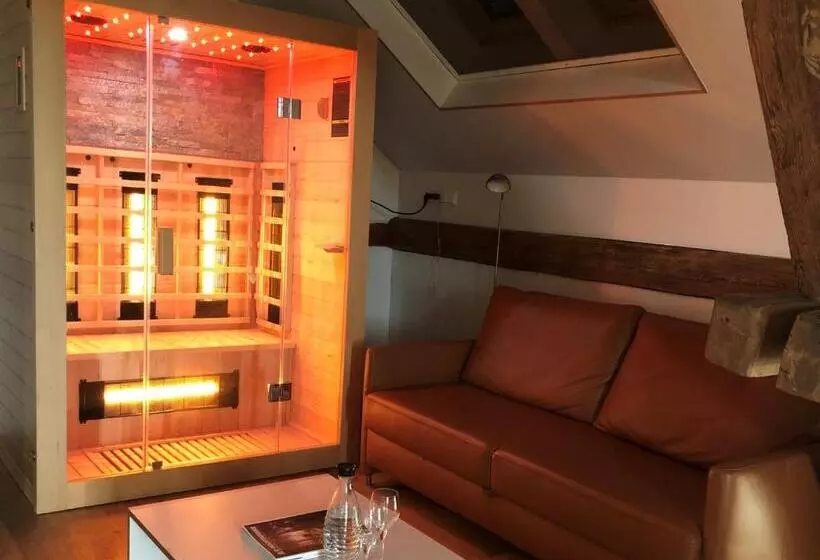 Retkeilymaja Brauhaus 3   Adults Only