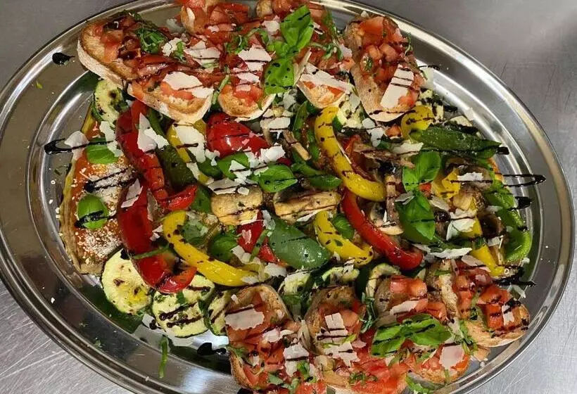 Retkeilymaja Restaurant San Marco