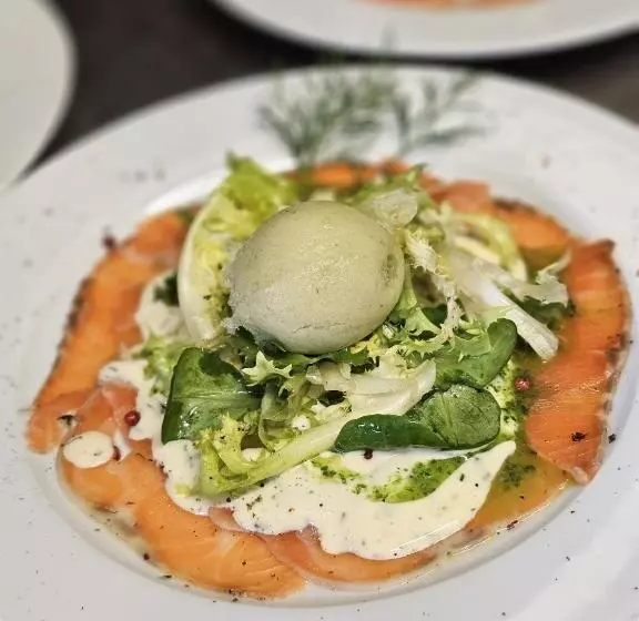 Hotelli Lodge Hôtel De Sommedieue Verdun