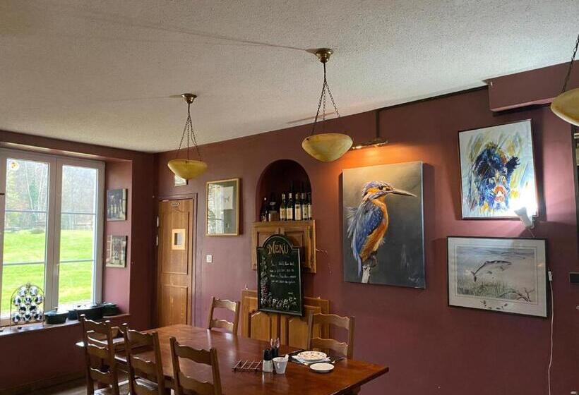 호텔 Lodge Hôtel De Sommedieue Verdun