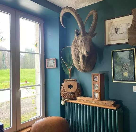 Hotelli Lodge Hôtel De Sommedieue Verdun