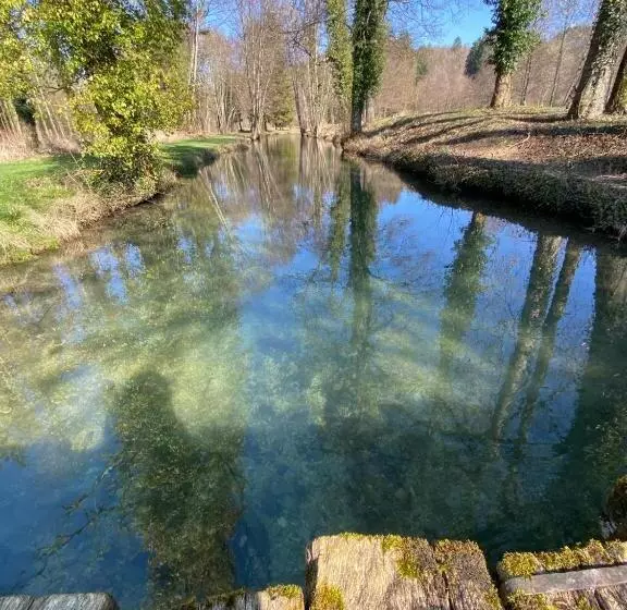 Hotelli Lodge Hôtel De Sommedieue Verdun