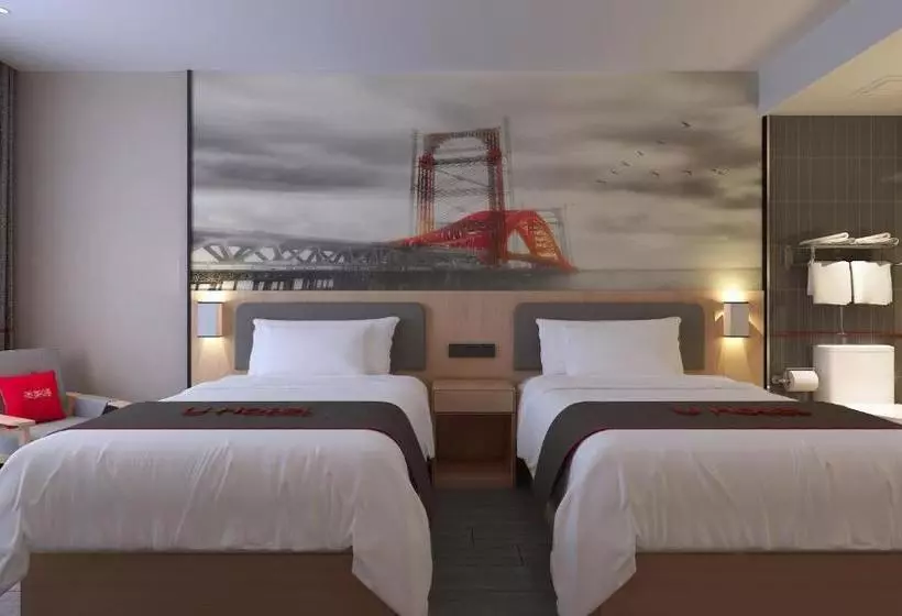 هتل Thank Inn  Jiangsu Zhenjiang Danyang Danjin Road