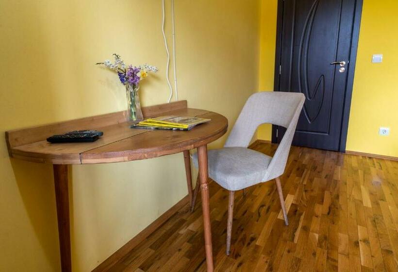 פנסיון Guest House Villa Bozhenitsa