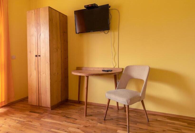 פנסיון Guest House Villa Bozhenitsa