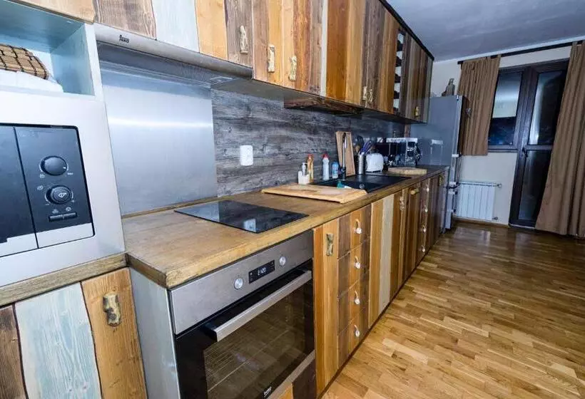 Majatalo Guest House Villa Bozhenitsa