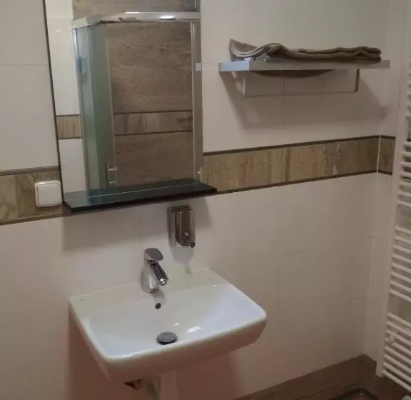 Majatalo Penzion Pod Kaštany Kvasice