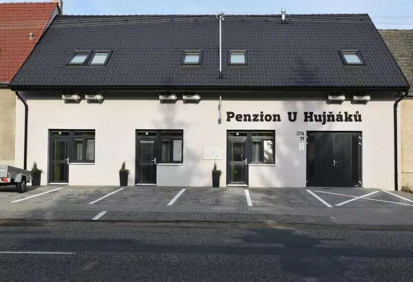 Majatalo Penzion U Hujňáků
