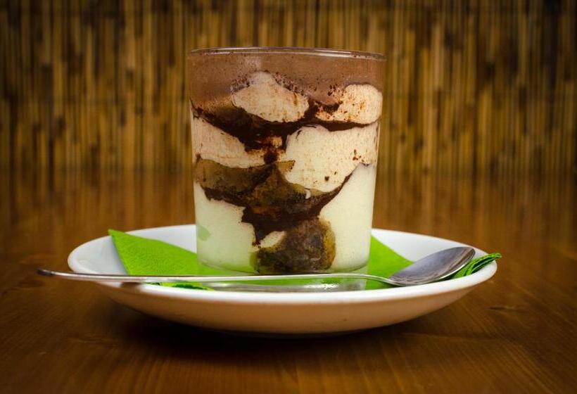 펜션 Penzion U Kostela